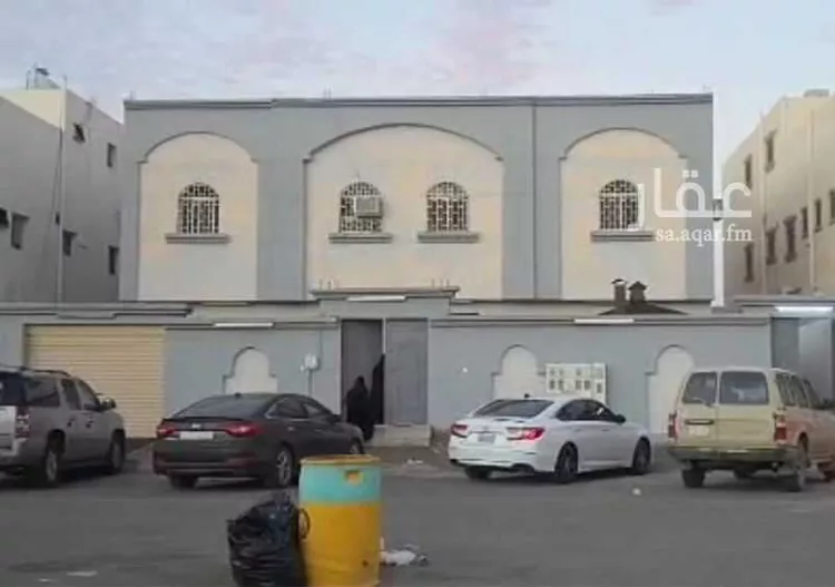 Building for Sale in Tabuk Abou Sabaah