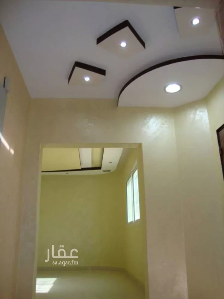 فيلا للبيع في شارع حيوة ابن شريح, حي الفلاح, مدينة بريده, منطقة القصيم صورة 2