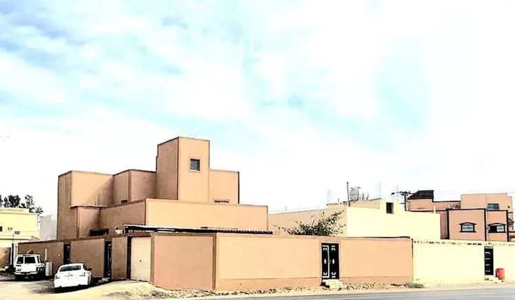 فيلا للبيع في شارع الاحنف ابن قيس, حي الشقة, مدينة بريدة, منطقة القصيم صورة 2