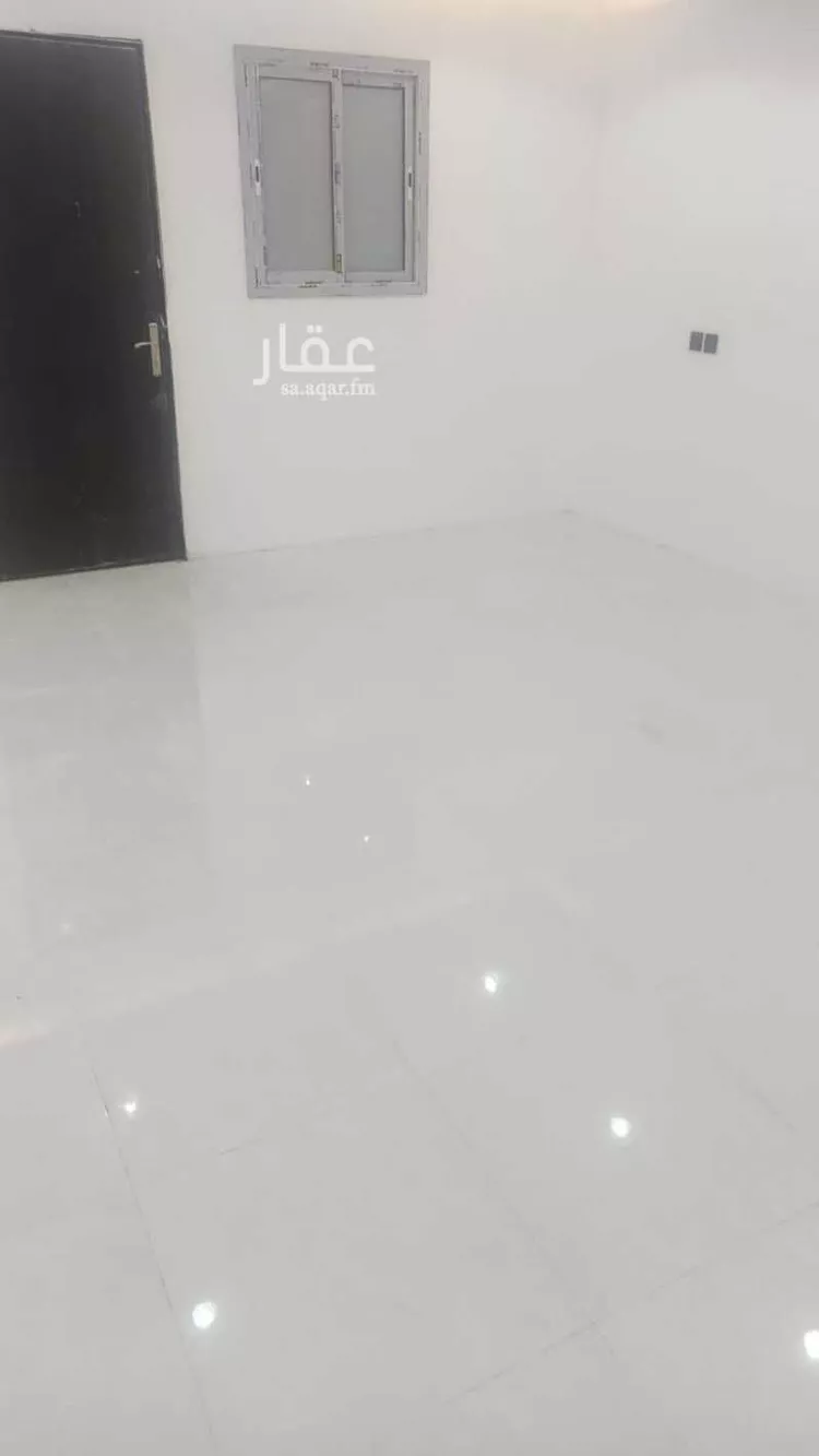 عمارة للبيع في شارع الطرفية الشرقية 233, مدينة بريده, منطقة القصيم صورة 3