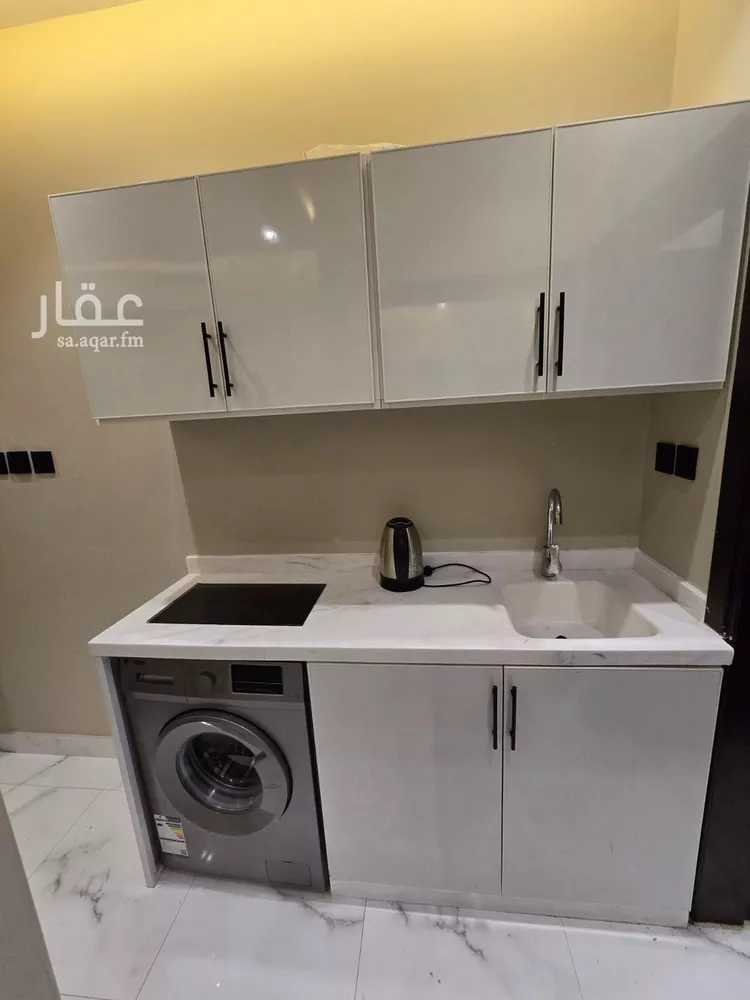 شقة للإيجار في شارع أحمد بن ميسر, حي قرطبة, مدينة الرياض, منطقة الرياض