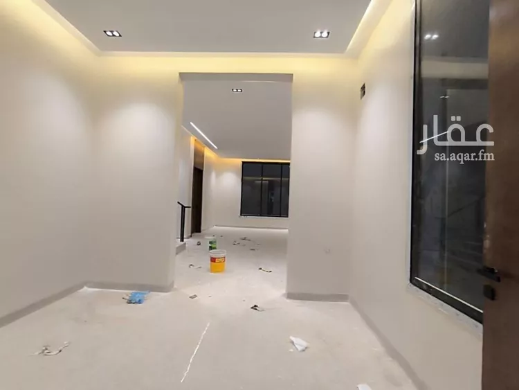 دور للبيع في شارع مسلم, حي بدر, مدينة الرياض, منطقة الرياض صورة 4