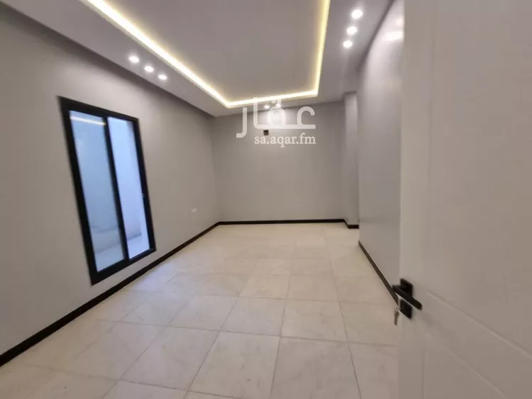 دور للبيع في شارع عبدالعزيز بن عبدالملك, حي بدر, مدينة الرياض, منطقة الرياض صورة 3