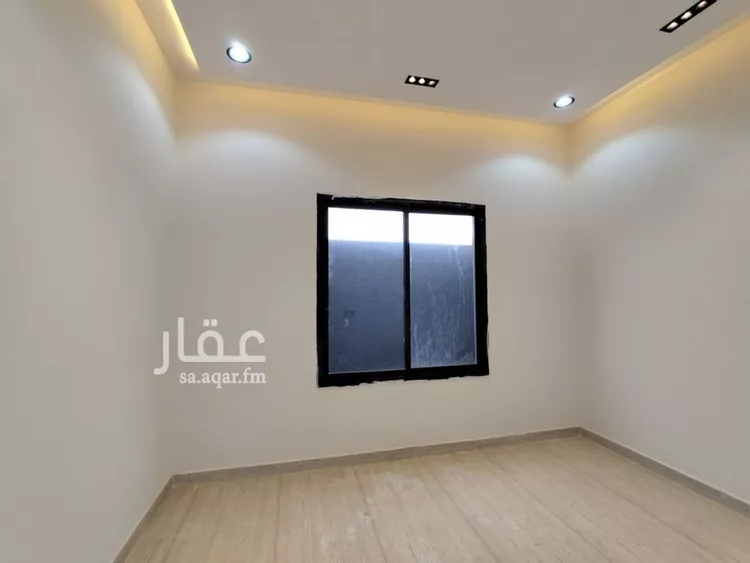 دور للبيع في شارع أحمد الطيبي, حي بدر, مدينة الرياض, منطقة الرياض صورة 5