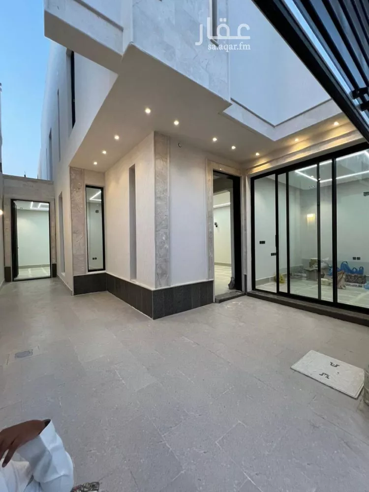 فيلا للبيع في شارع مودود أرسلان, حي العريجاء الغربي, مدينة الرياض, منطقة الرياض صورة 4