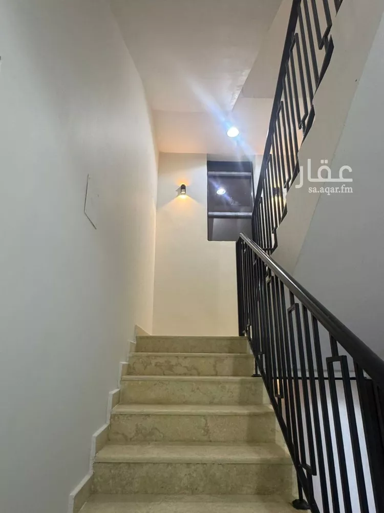 فيلا للبيع في شارع عمارة بن أوس بن ثعلبة الأنصاري, حي الرمال, مدينة الرياض, منطقة الرياض صورة 3