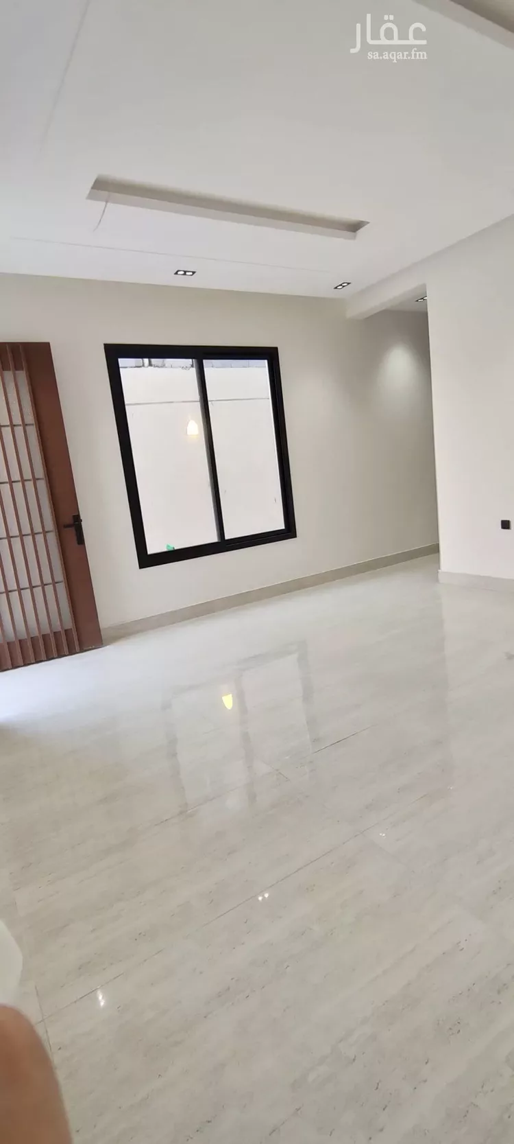 دور للبيع في شارع محمد المزمل, حي طويق, مدينة الرياض, منطقة الرياض 7