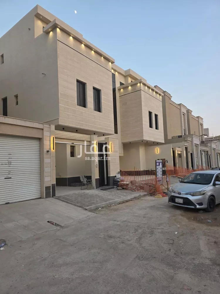 دور للبيع في شارع ابن رشيد الفهري, حي العوالي, مدينة الرياض, منطقة الرياض