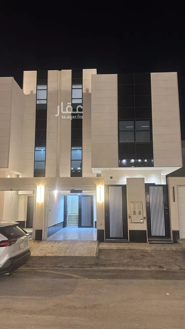 فيلا للبيع في شارع عمارة بن أوس بن ثعلبة الأنصاري, حي الرمال, مدينة الرياض, منطقة الرياض صورة 2