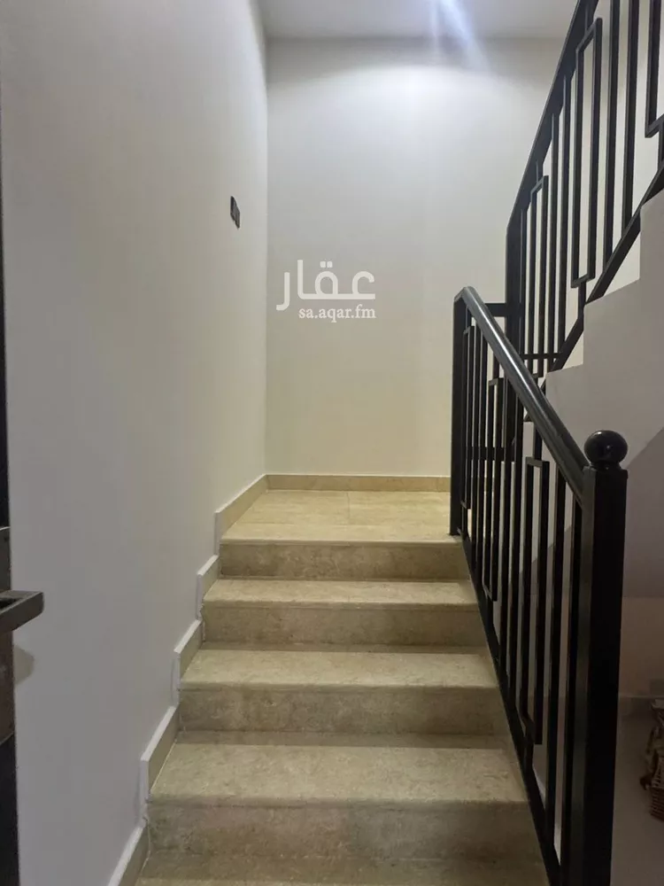 فيلا للبيع في شارع عمارة بن أوس بن ثعلبة الأنصاري, حي الرمال, مدينة الرياض, منطقة الرياض صورة 5