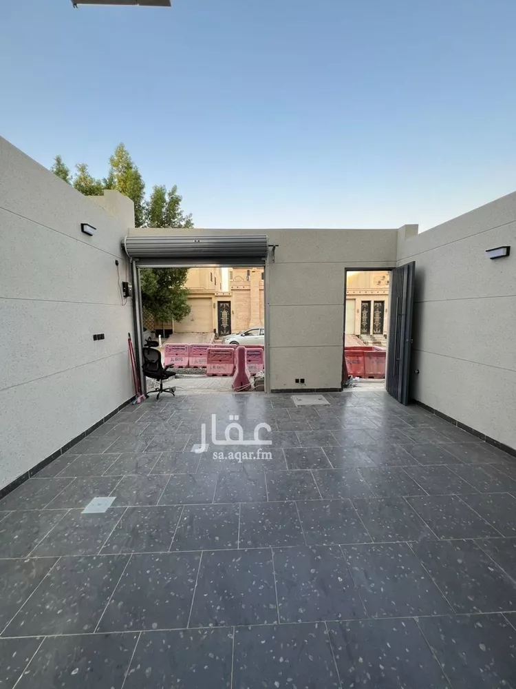 دور للبيع في شارع شايقة, حي طويق, مدينة الرياض, منطقة الرياض صورة 4
