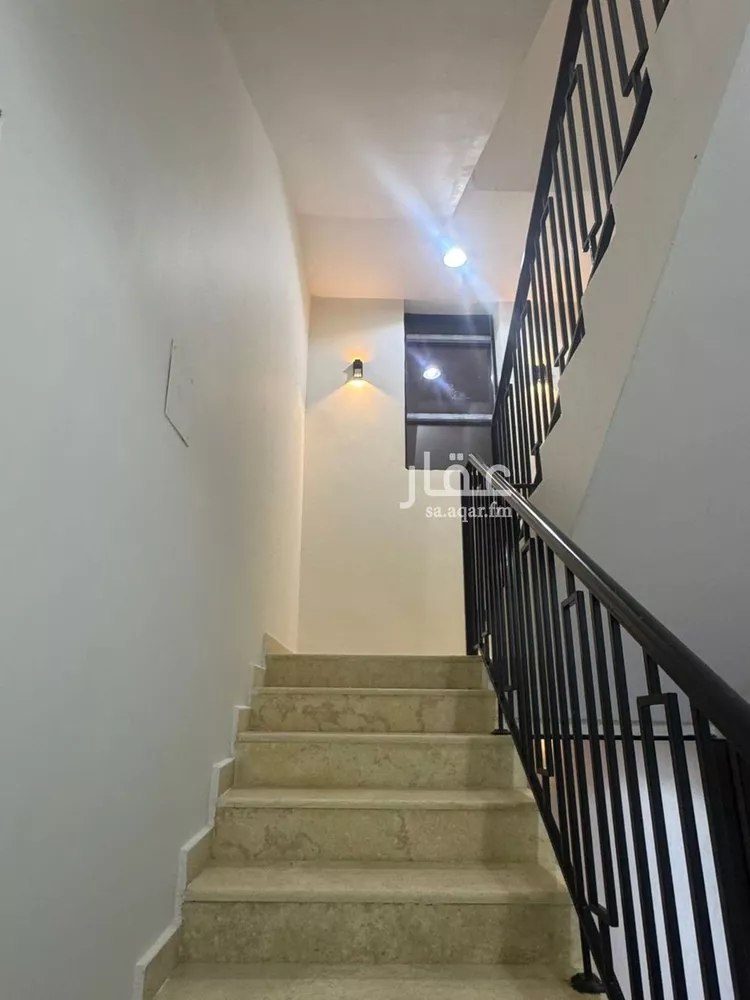 فيلا للبيع في شارع عمارة بن أوس بن ثعلبة الأنصاري, حي الرمال, مدينة الرياض, منطقة الرياض صورة 4