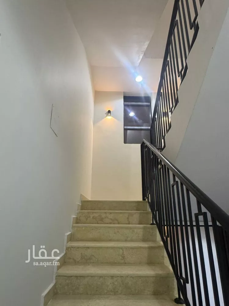 فيلا للبيع في شارع عمارة بن أوس بن ثعلبة الأنصاري, حي الرمال, مدينة الرياض, منطقة الرياض صورة 4