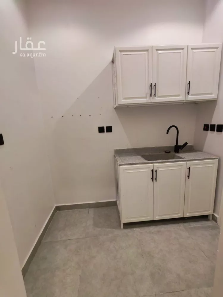 شقة للإيجار في شارع سيهات, حي الملك فيصل, مدينة الرياض, منطقة الرياض صورة 2