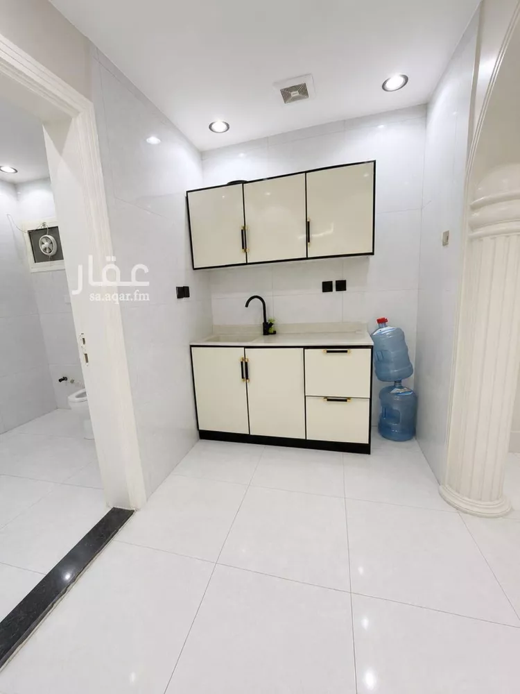 Apartment for Rent in Riyadh Al Mursalat
