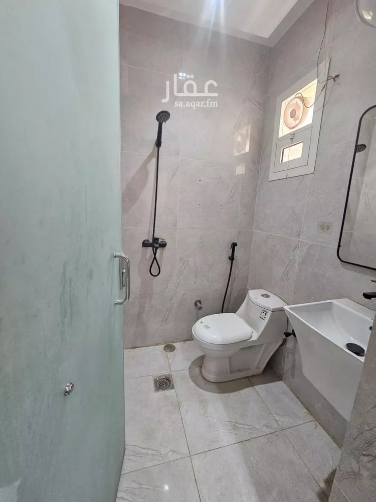 شقة للإيجار في شارع التحلية, حي العقيق, مدينة الرياض, منطقة الرياض صورة 5