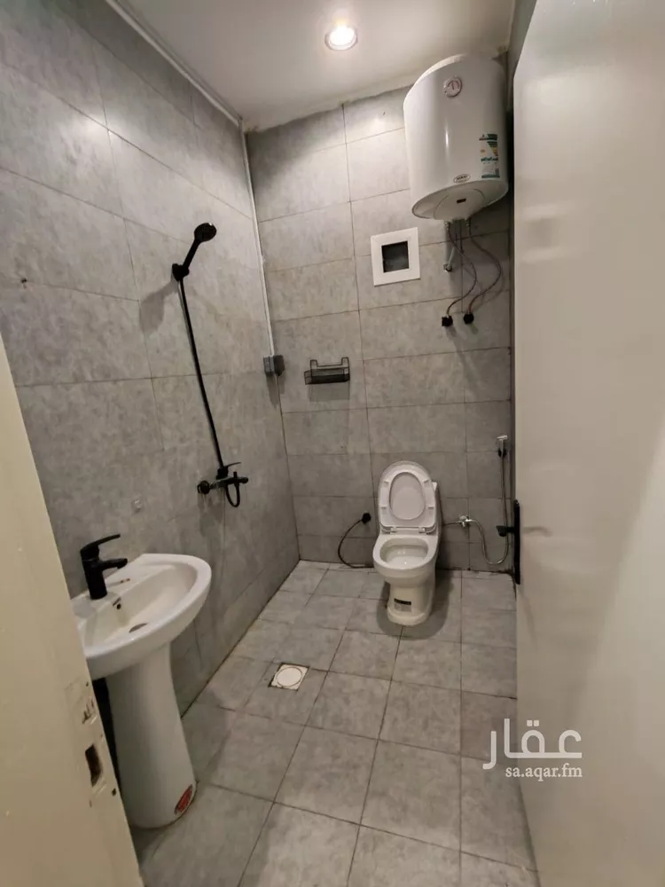 شقة للإيجار في شارع سيهات, حي الملك فيصل, مدينة الرياض, منطقة الرياض صورة 3