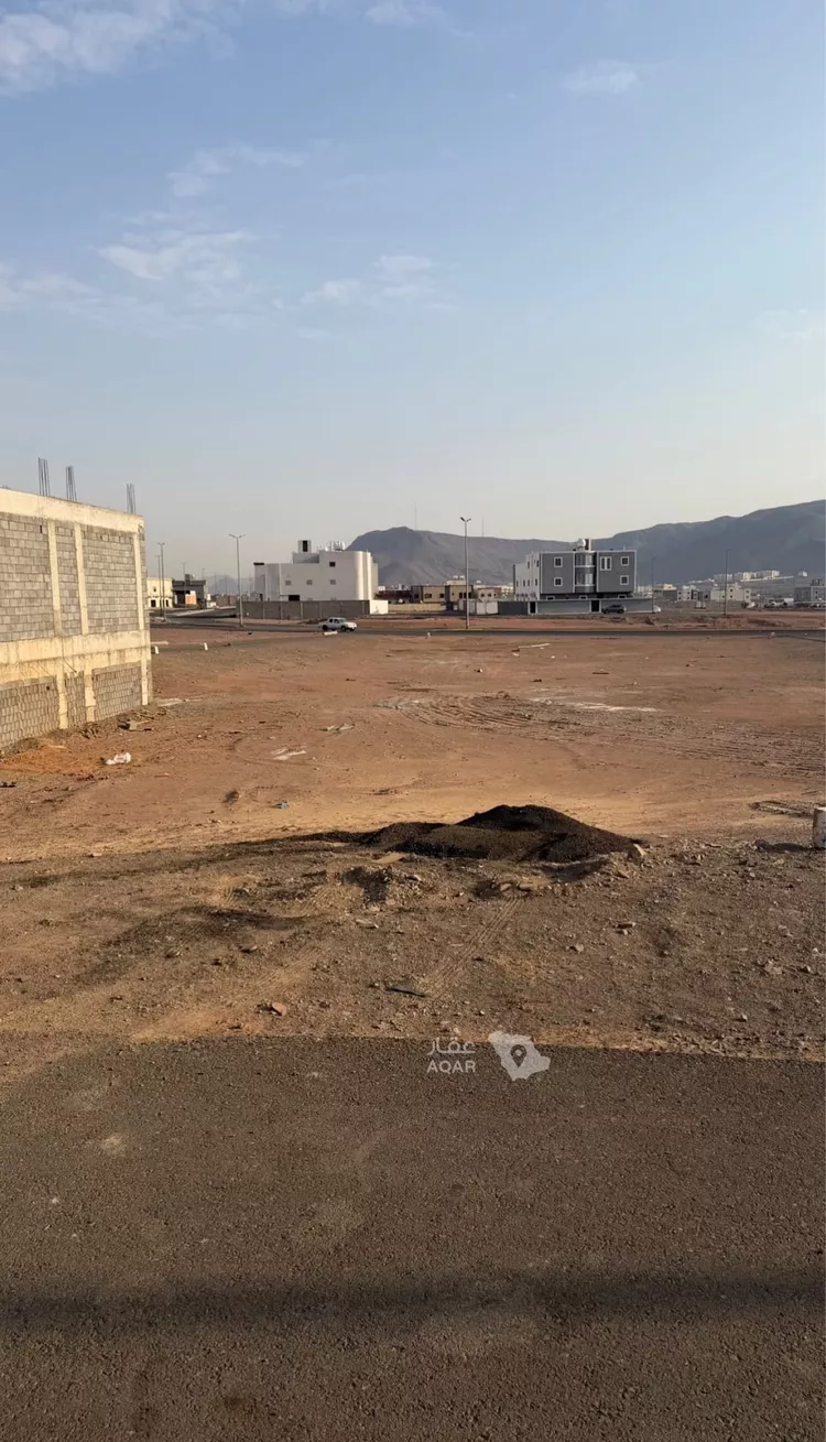 أرض للبيع في شارع اسماعيل بن الحسن السنجبستي, حي الحساء, مدينة المدينة المنورة, منطقة المدينة المنورة