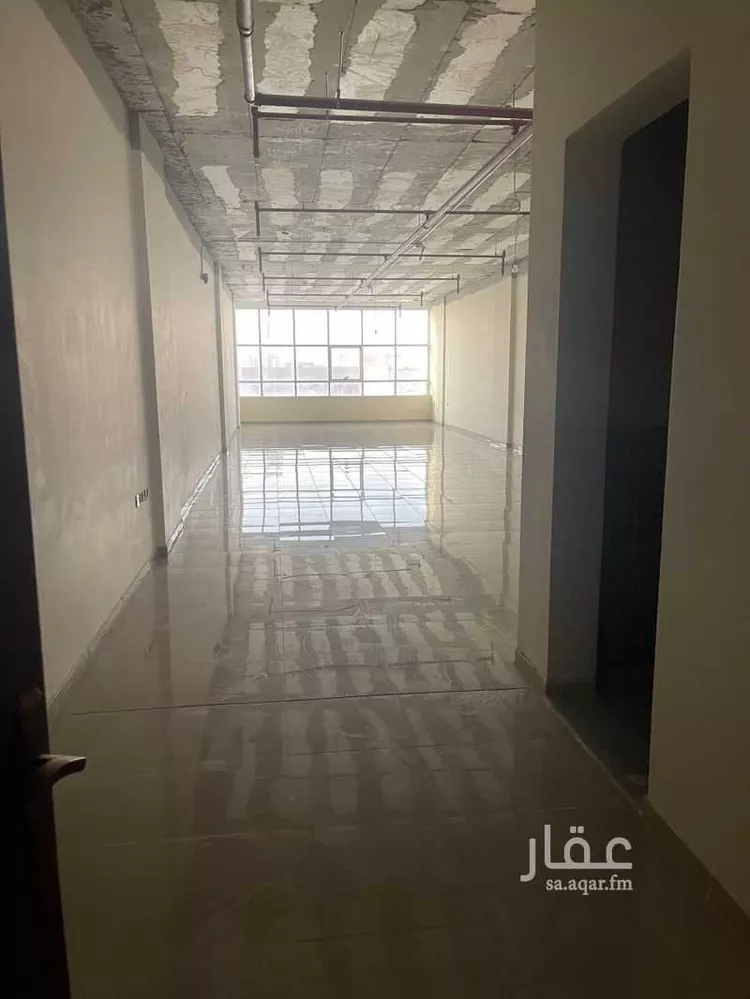 مكتب تجاري للإيجار في شارع الصحابة, حي إشبيلية, مدينة الرياض, منطقة الرياض صورة 4