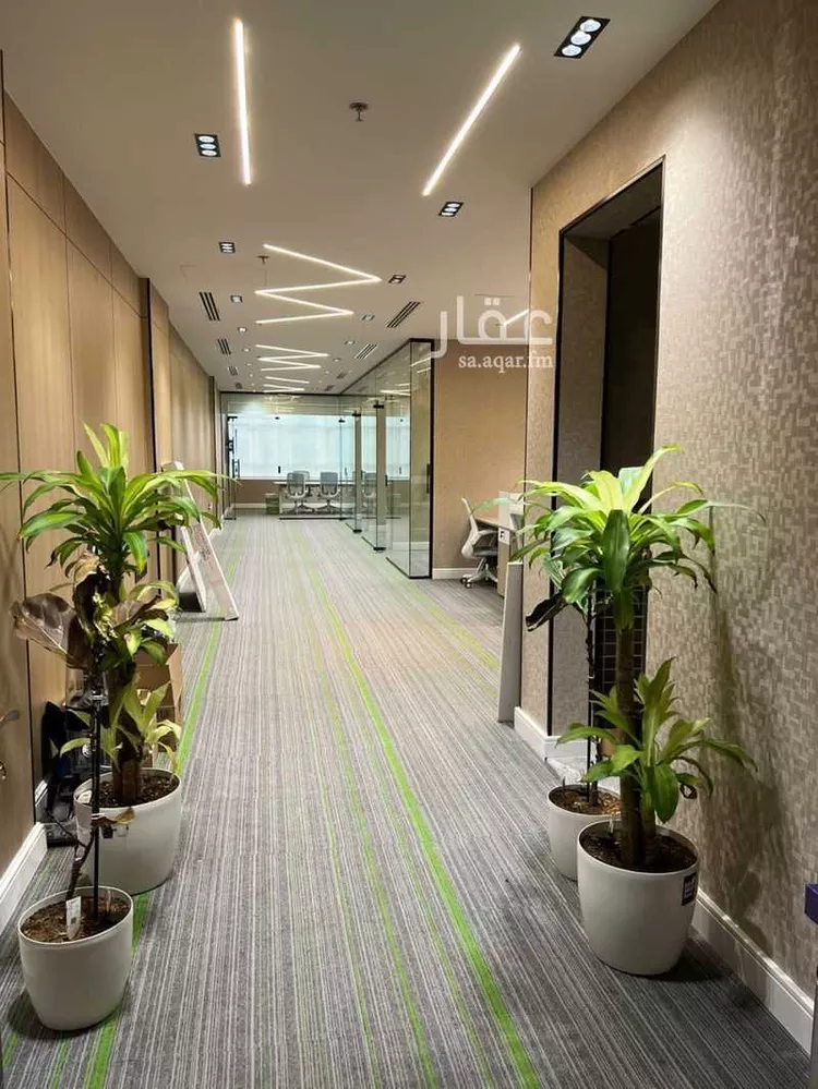عمارة للإيجار في شارع الصحابة, حي إشبيلية, مدينة الرياض, منطقة الرياض