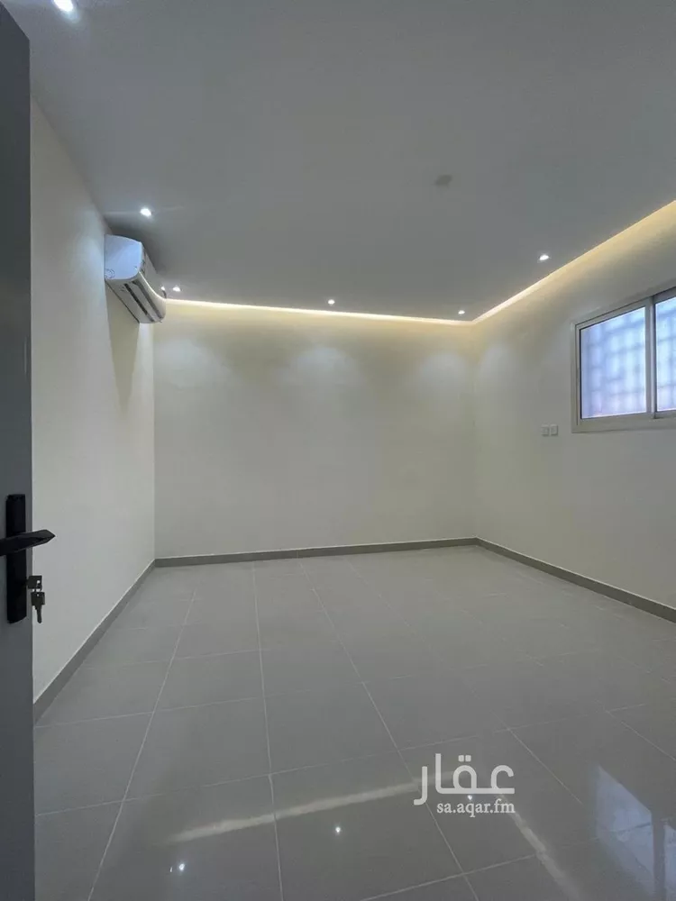 شقة للإيجار في شارع يثرب, حي بدر, مدينة الرياض, منطقة الرياض صورة 3