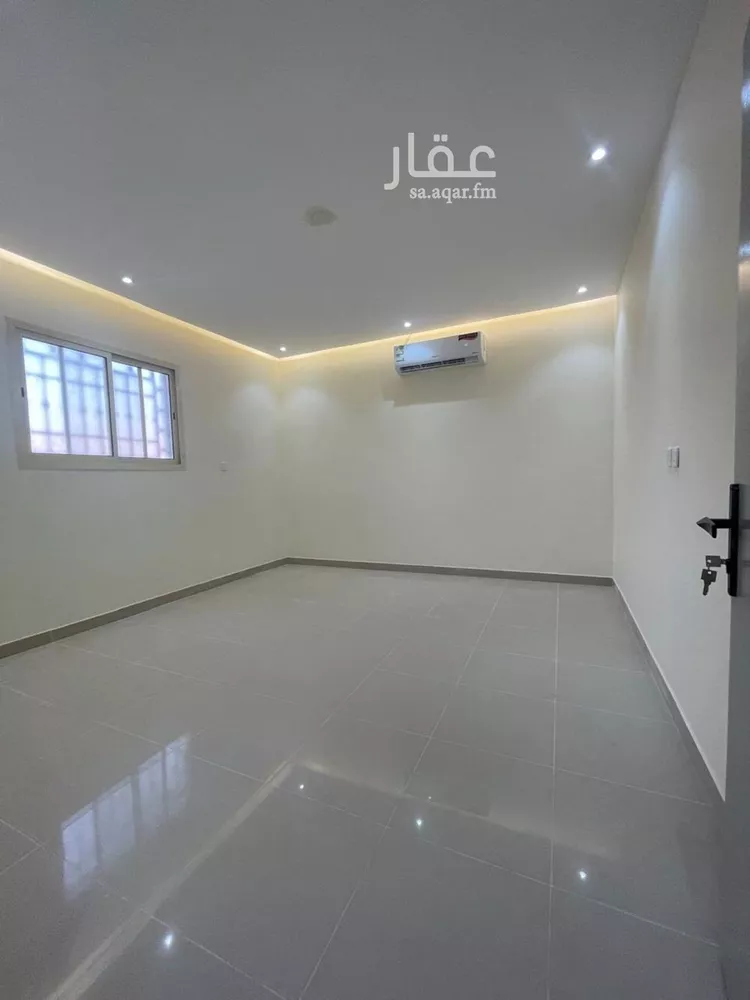 شقة للإيجار في شارع يثرب, حي بدر, مدينة الرياض, منطقة الرياض 7