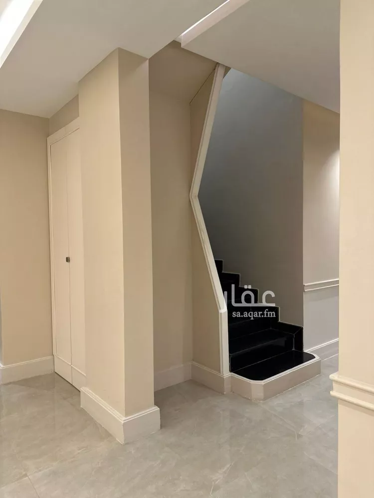 فيلا للإيجار في شارع وادي العمارية, حي حطين, مدينة الرياض, منطقة الرياض