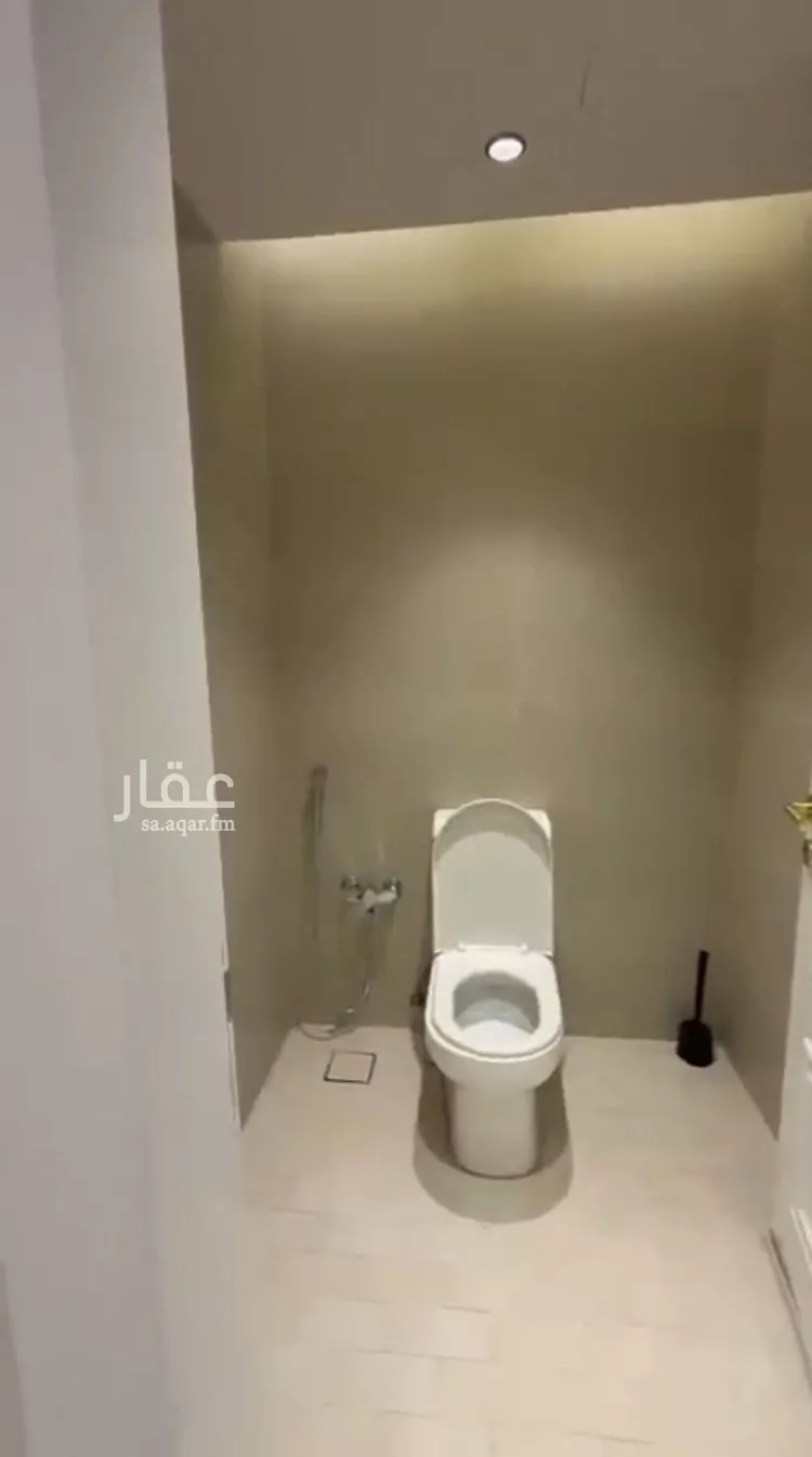 شقة للإيجار في شارع محمد بن سعد بن زيد, حي التعاون, مدينة الرياض, منطقة الرياض