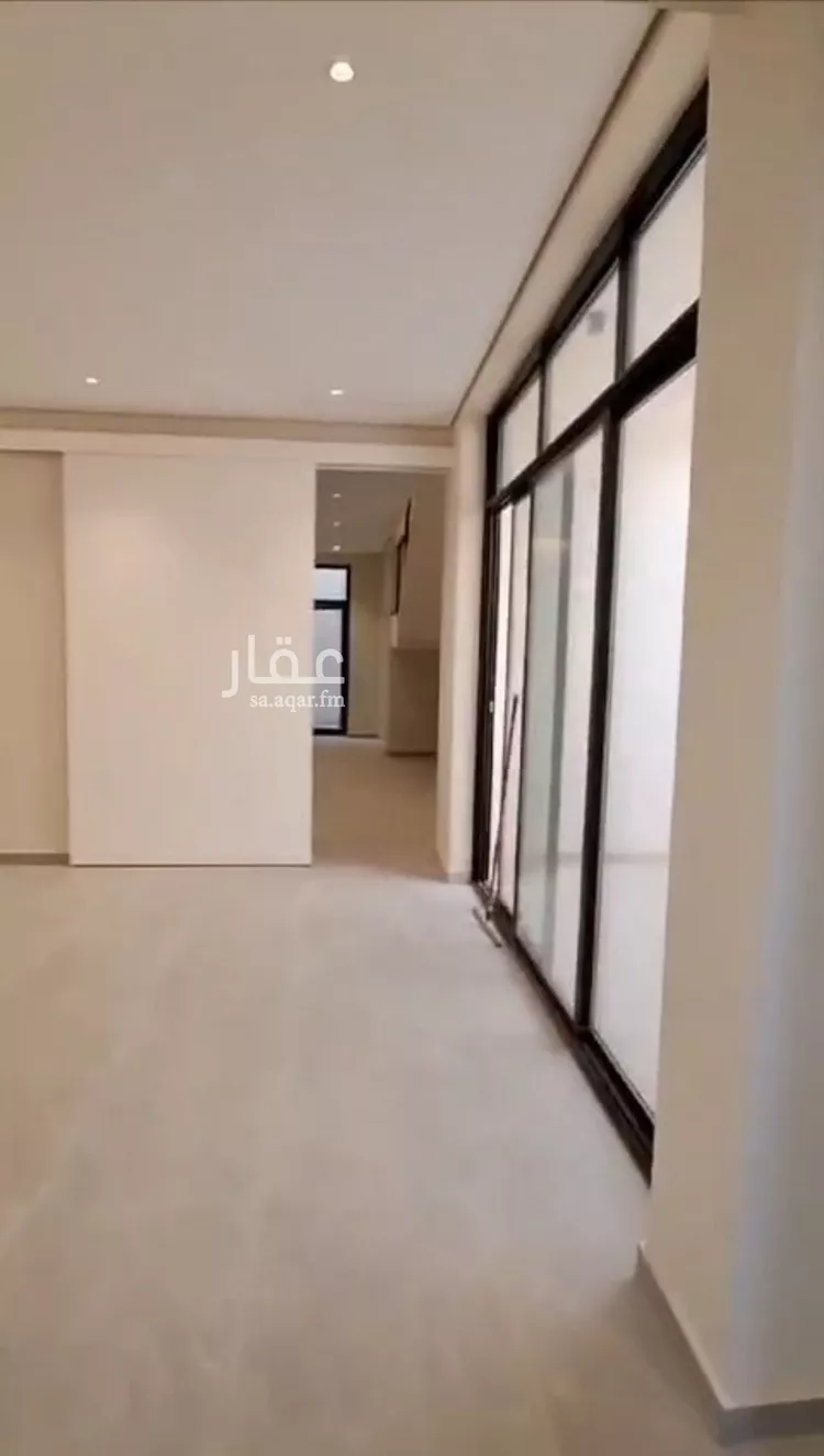 فيلا للبيع في شارع عبدالله بن أبي الهذيل, حي الرمال, مدينة الرياض, منطقة الرياض صورة 2