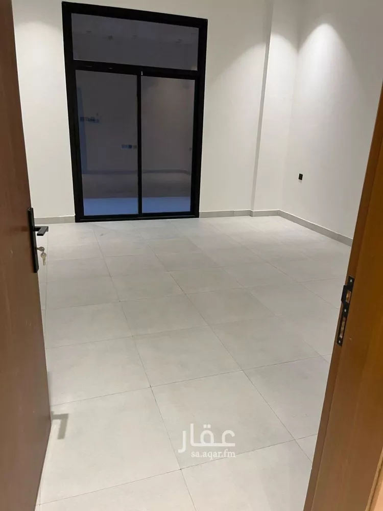 شقة للبيع في شارع فجر, حي اليرموك, مدينة الرياض, منطقة الرياض 5