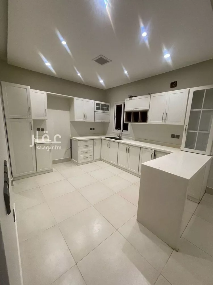 شقة للإيجار في شارع عبدالله الأسلمي, حي القيروان, مدينة الرياض, منطقة الرياض