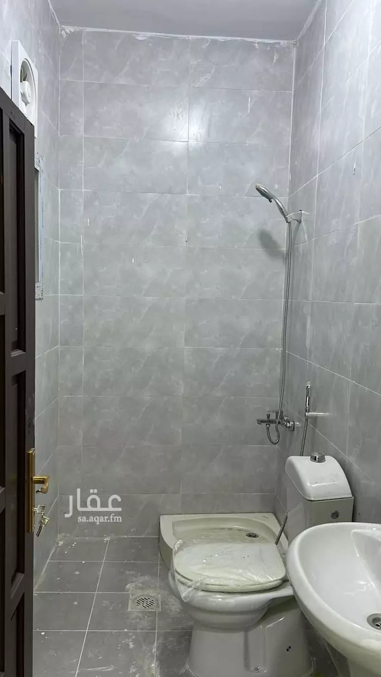 عمارة للإيجار في شارع نصيب بن رباح, حي العزيزية, مدينة جدة, منطقة مكة المكرمة صورة 4