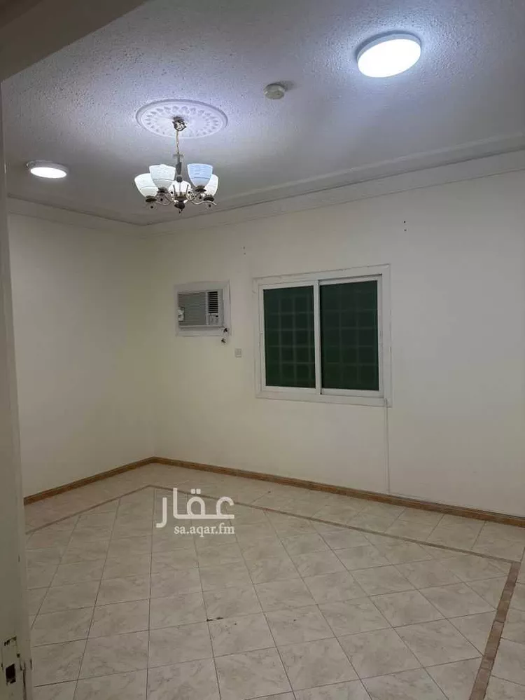 شقة للإيجار في شارع جرير بن عبدالله البجلي, حي مغرزات, مدينة الرياض, منطقة الرياض صورة 3
