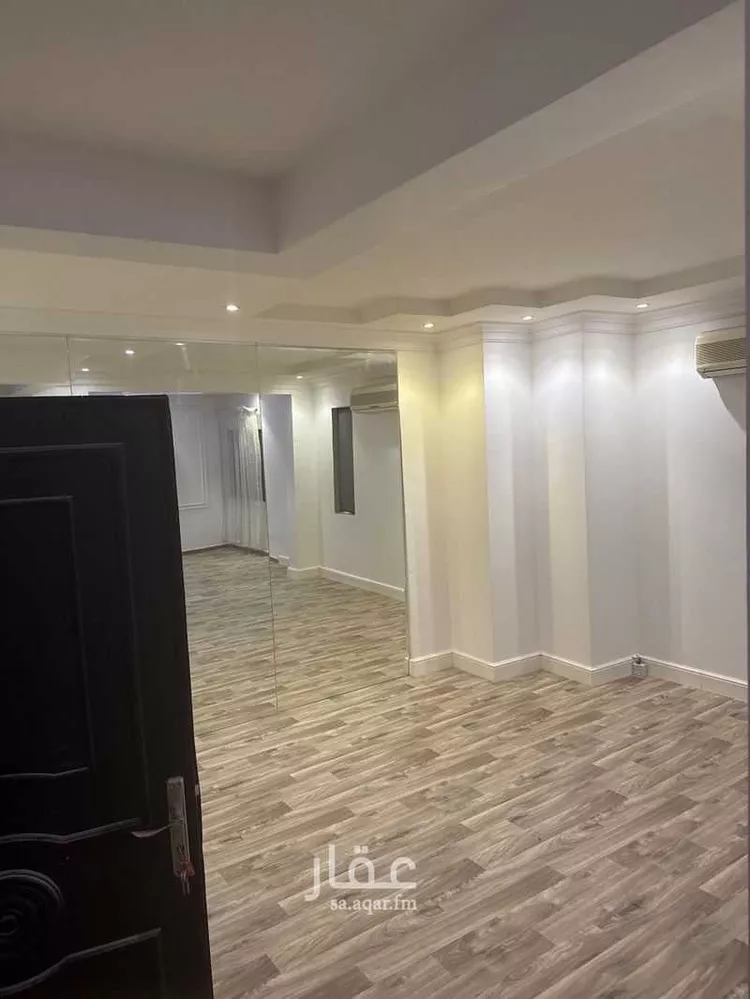 شقة للإيجار في شارع جرير بن عبدالله البجلي, حي مغرزات, مدينة الرياض, منطقة الرياض
