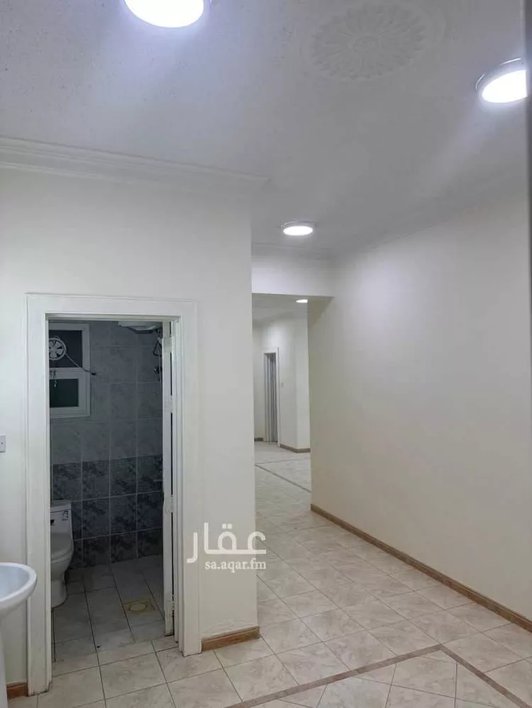 شقة للإيجار في شارع جرير بن عبدالله البجلي, حي مغرزات, مدينة الرياض, منطقة الرياض صورة 2