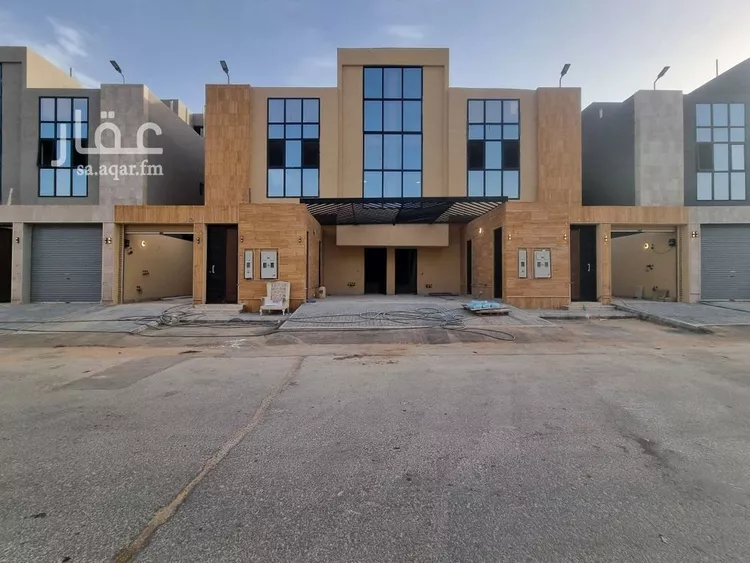 دور للبيع في شارع مالك بن الحارث, حي بدر, مدينة الرياض, منطقة الرياض صورة 2