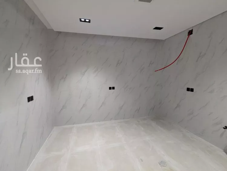 فيلا للبيع في شارع علي بن الحسن الخزرجي, حي عكاظ, مدينة الرياض, منطقة الرياض صورة 3