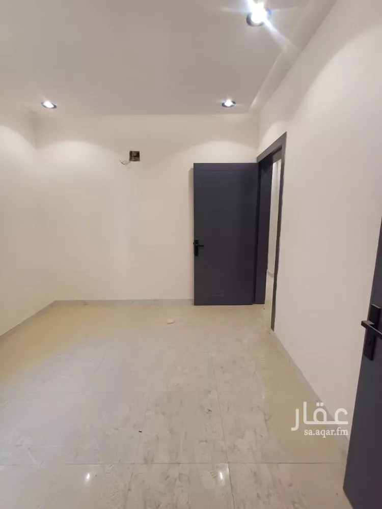 شقة للبيع في شارع أكمل القرشي, حي بدر, مدينة الرياض, منطقة الرياض