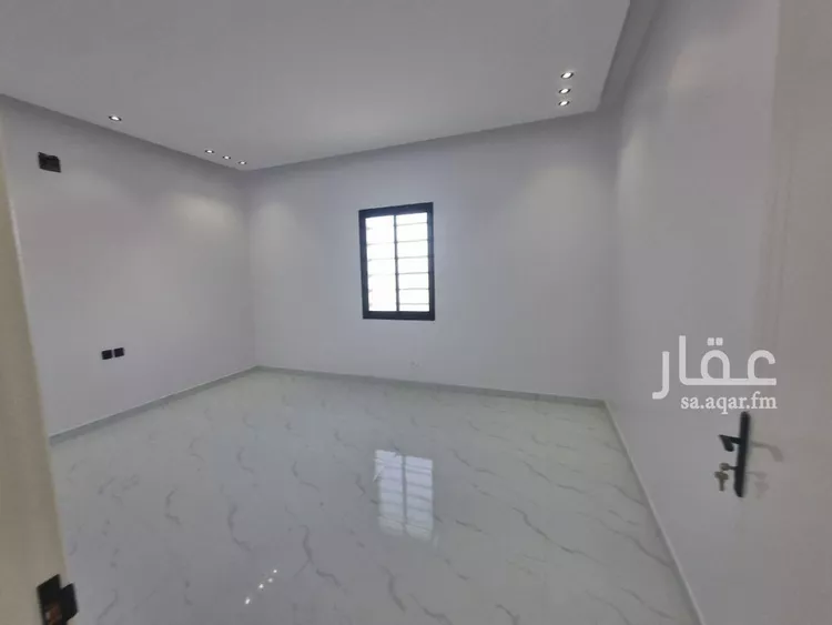 شقة للبيع في شارع محمد الشرنبلالي, حي طويق, مدينة الرياض, منطقة الرياض