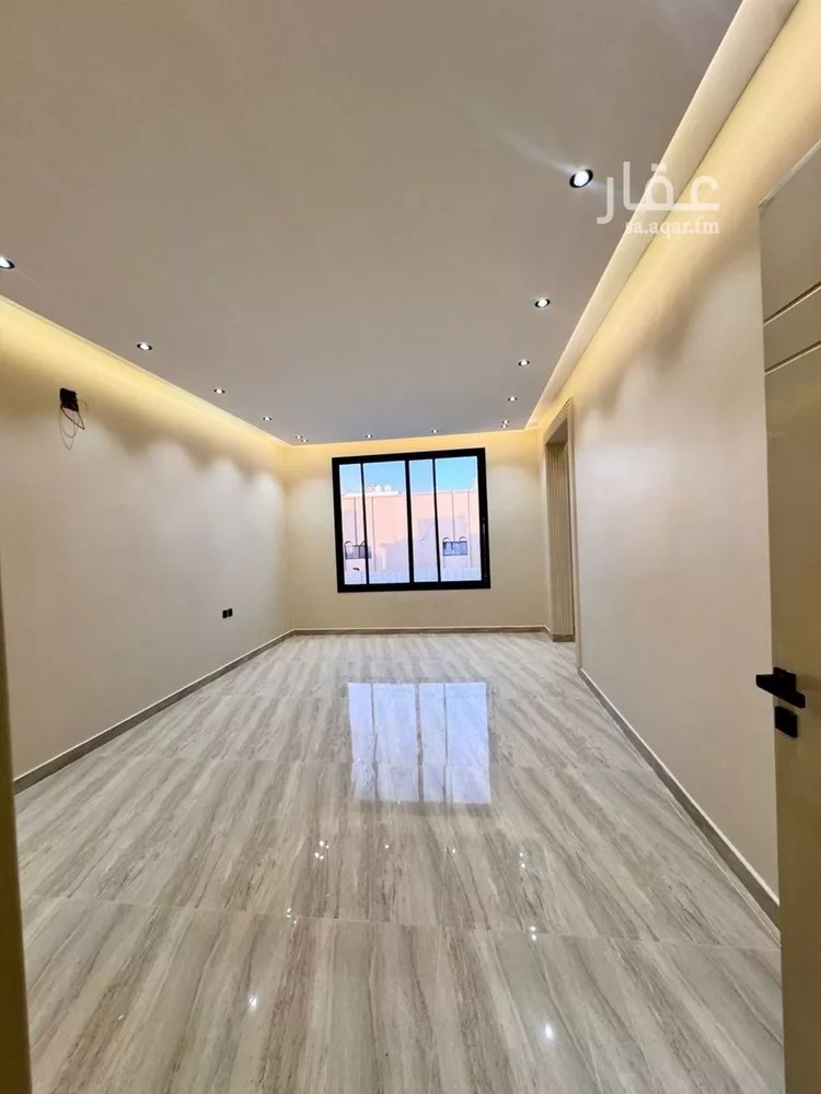 فيلا للبيع في شارع مدائن صالح, حي العريجاء الغربي, مدينة الرياض, منطقة الرياض صورة 3