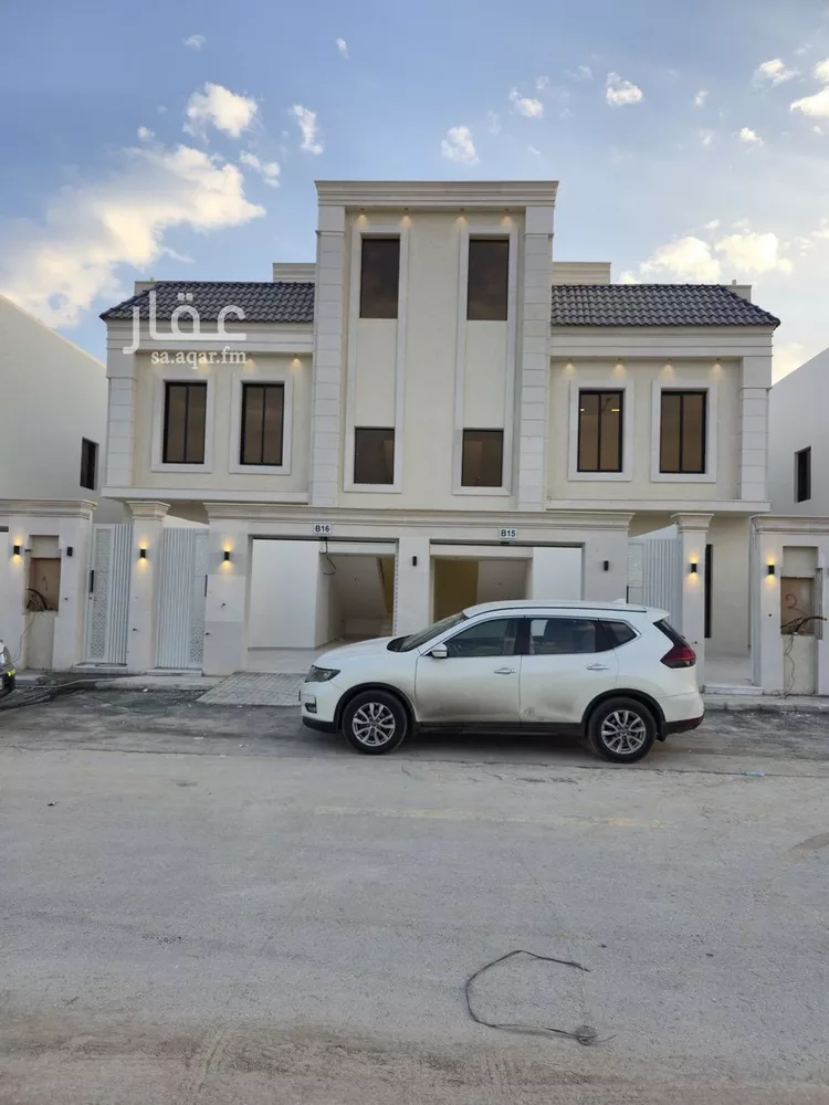 دور للبيع في شارع أبي عبدالله الصقلي, حي عكاظ, مدينة الرياض, منطقة الرياض صورة 4