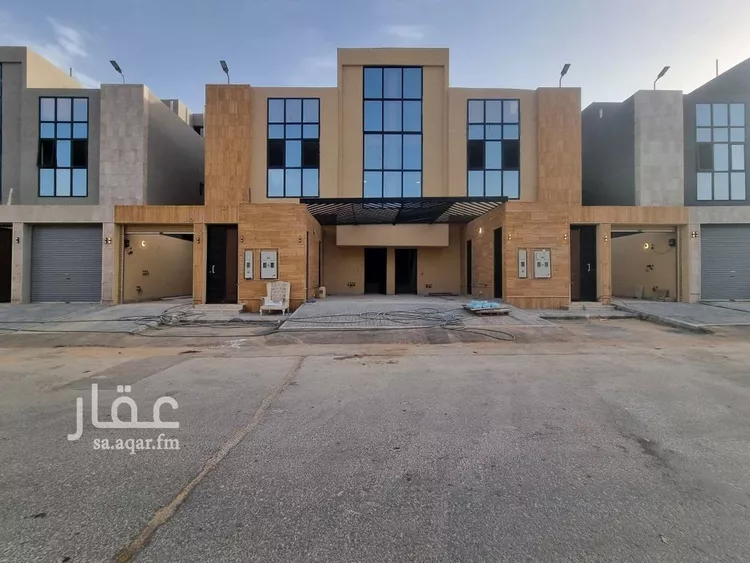 دور للبيع في شارع ريس, حي بدر, مدينة الرياض, منطقة الرياض