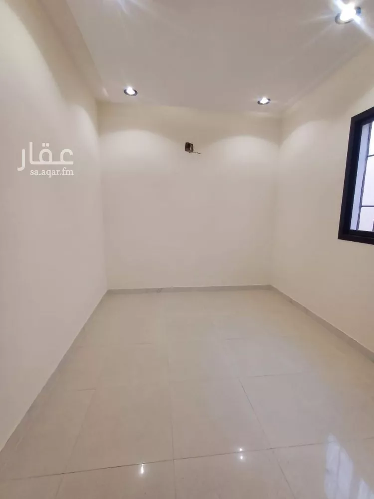 شقة للبيع في شارع أكمل القرشي, حي بدر, مدينة الرياض, منطقة الرياض 7