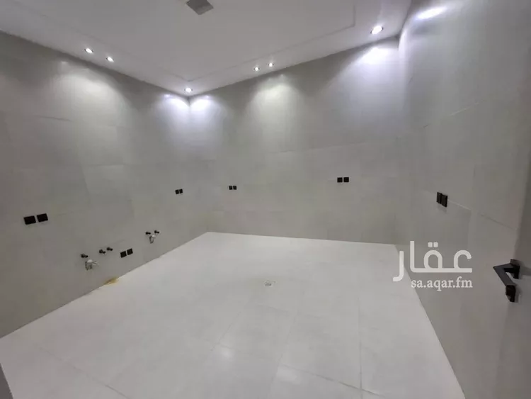 دور للبيع في شارع وادي ارثد, حي عكاظ, مدينة الرياض, منطقة الرياض صورة 2