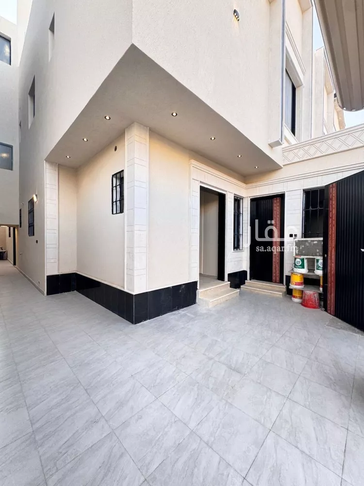 فيلا للبيع في شارع مدائن صالح, حي العريجاء الغربي, مدينة الرياض, منطقة الرياض صورة 4