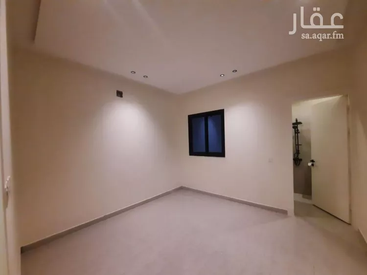 شقة للبيع في شارع محمد بن احمد بن الضياء, حي عكاظ, مدينة الرياض, منطقة الرياض