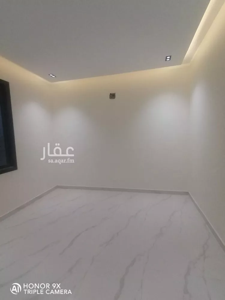 دور للبيع في شارع الحريق, حي ديراب, مدينة الرياض, منطقة الرياض صورة 3