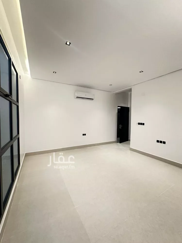 دور للبيع في شارع بدر المزني, حي نوارة, مدينة المزاحمية, منطقة الرياض صورة 3