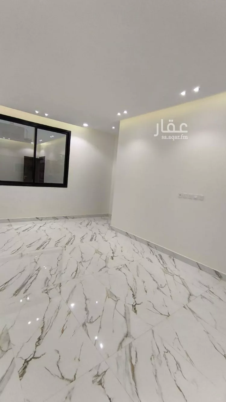 فيلا للبيع في شارع العريجاء, حي العريجاء, مدينة الرياض, منطقة الرياض صورة 3