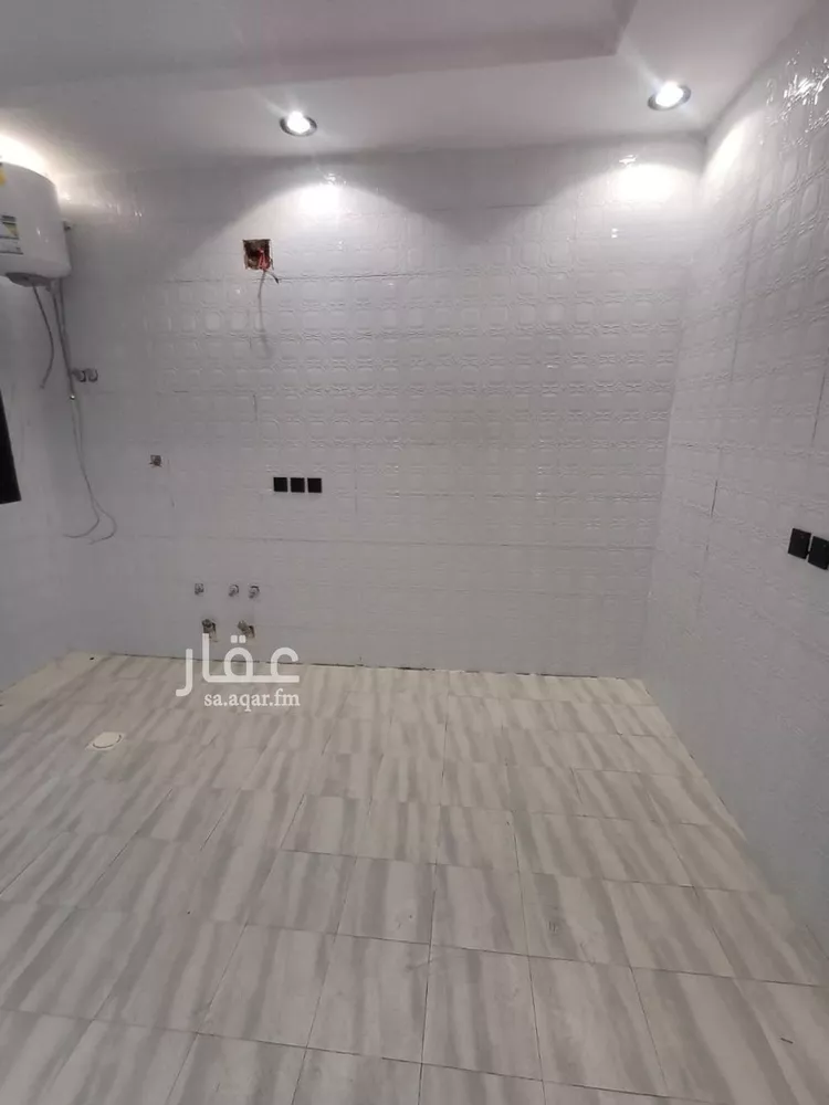 شقة للبيع في شارع أكمل القرشي, حي بدر, مدينة الرياض, منطقة الرياض صورة 2